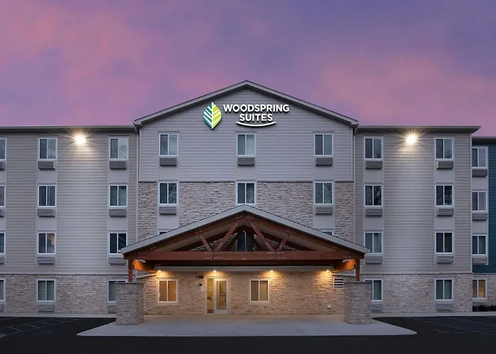 Woodspring Suites Merrillville