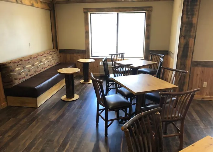 Clubhouse Inn West Yellowstone