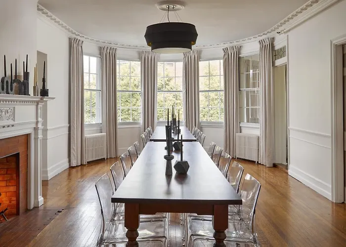 Blind Tiger Portland - Danforth Street Guest House