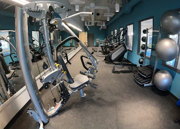 Coast Canmore Hotel & Conference Centre