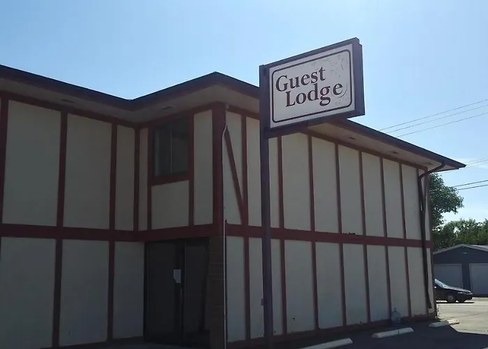 Guest Lodge Minot