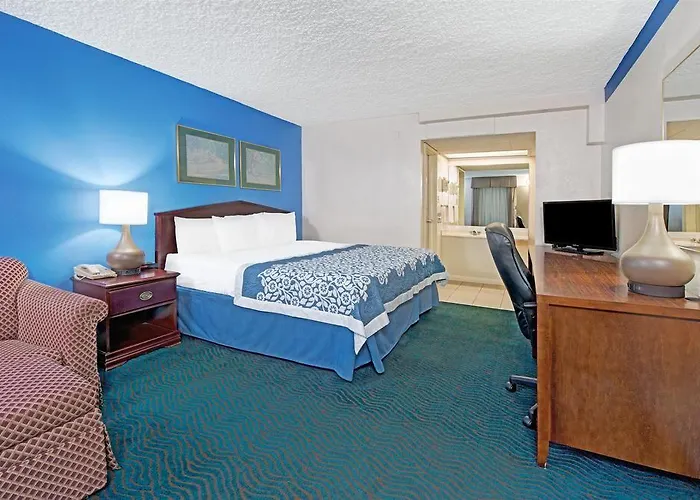 Days Inn By Wyndham St. Louis Lindbergh Boulevard Huntleigh