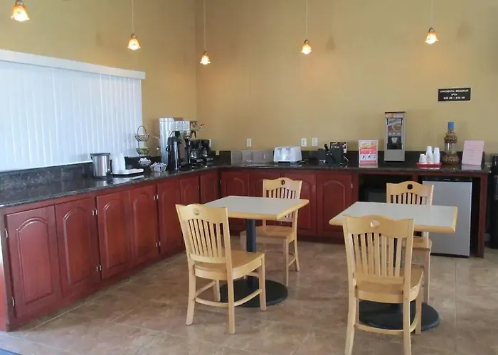 Valley Oaks Inn Woodland