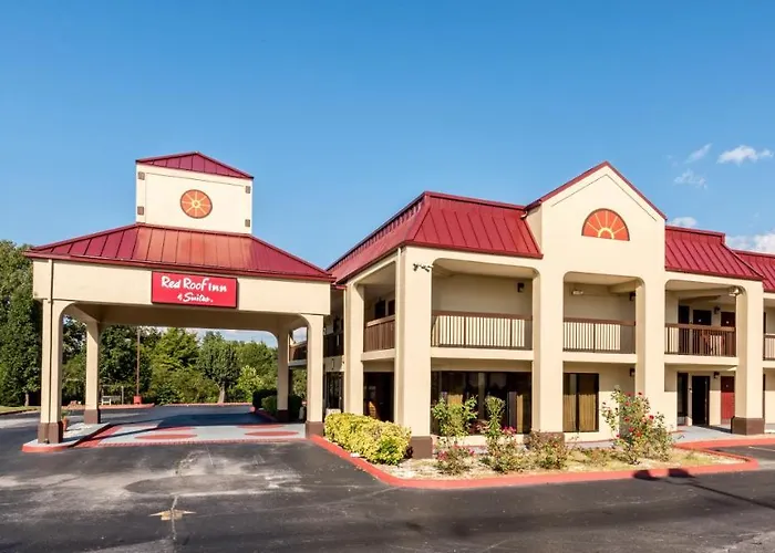 Red Roof Inn & Suites Clinton, Tn