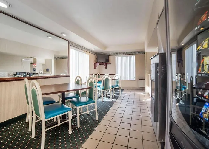 Rodeway Inn & Suites Nampa