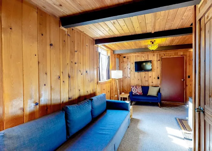 Sno-Bird #11 Villa Government Camp