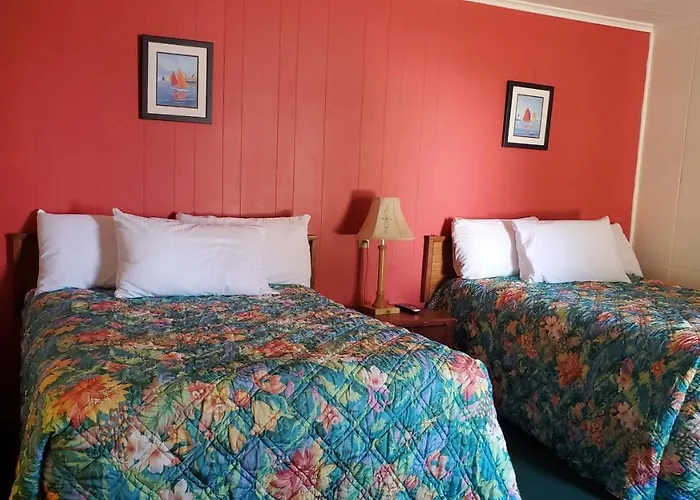 The Lighthouse Inn Chincoteague