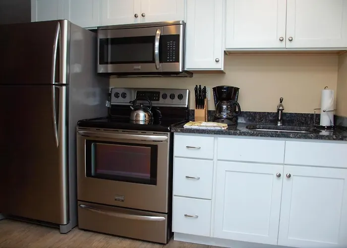 Innseason Resorts Surfside Falmouth