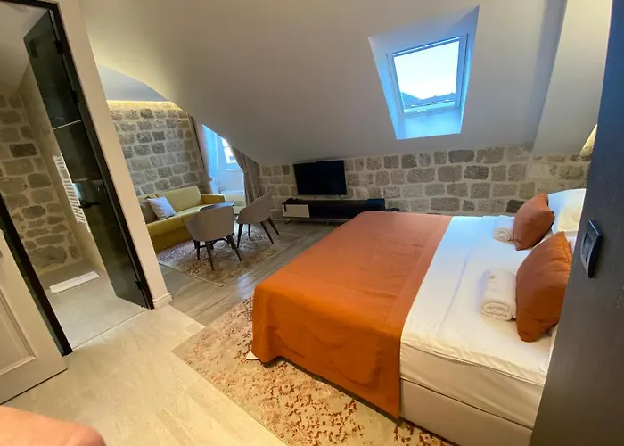 Perast Hotels