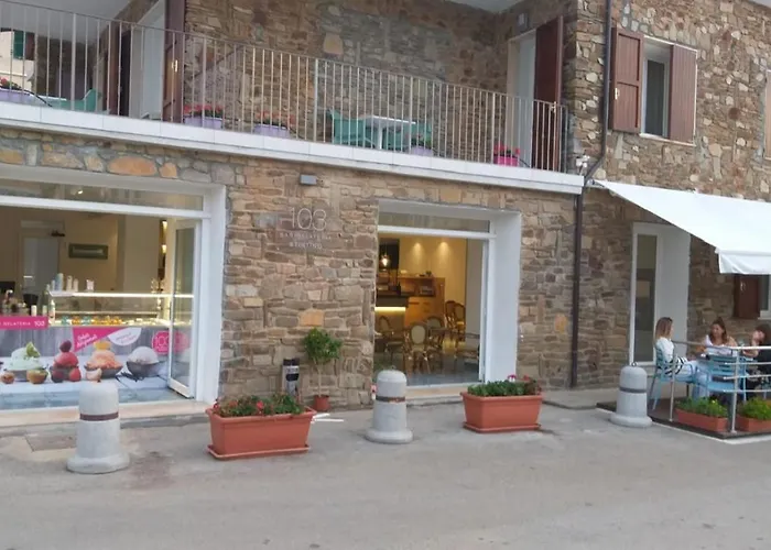Stintino Hotels