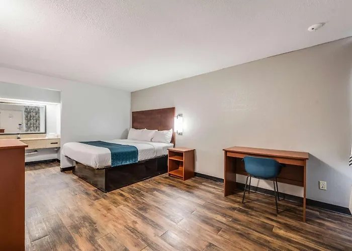 Motel 6-Tupelo, Ms - Downtown