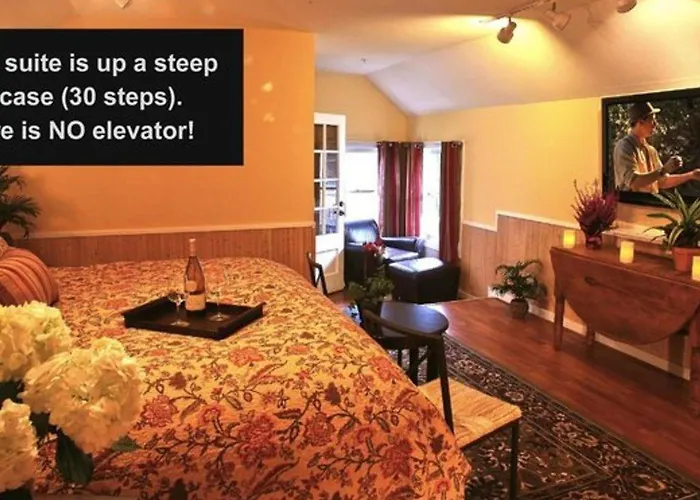 Cabernet House, An Old World Inn Napa