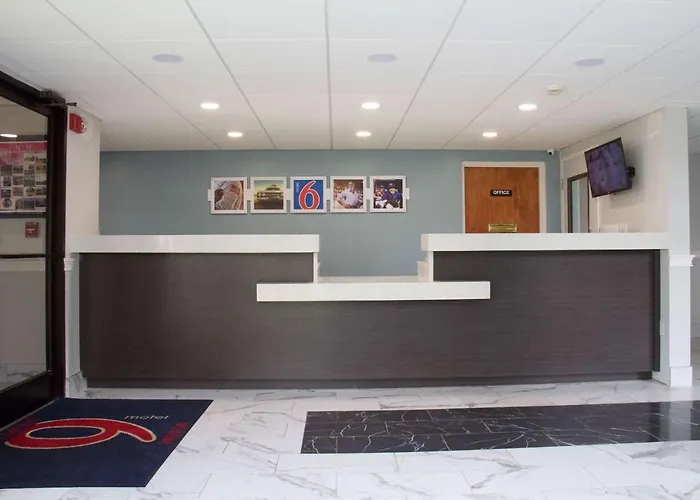 Motel 6-Suwanee, Ga - Gwinnett Center