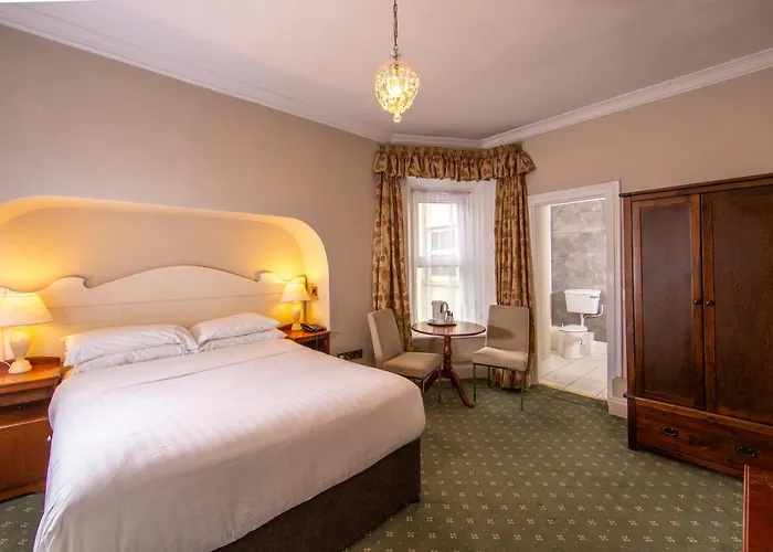 Clifden Hotels