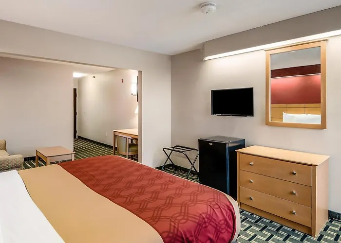 Econo Lodge Inn & Suites Peoria Illinois Peoria Heights