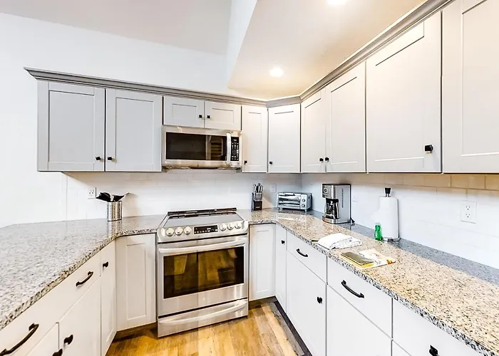 Cranmore Road 8 North Conway