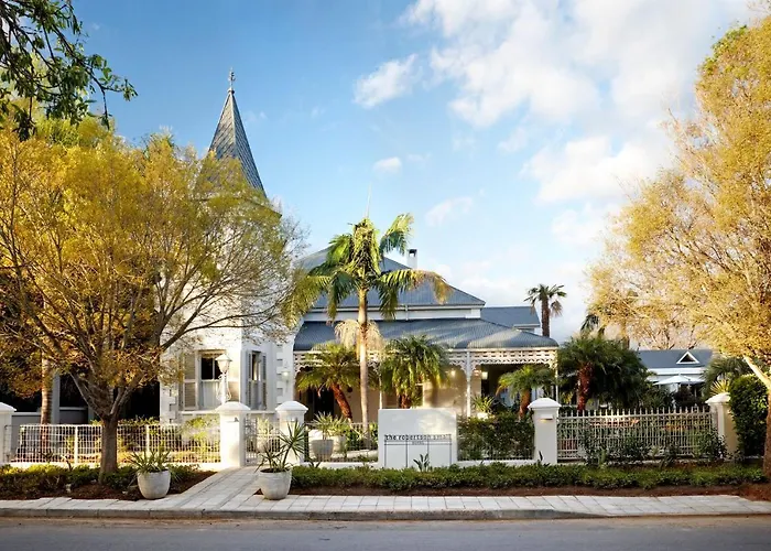 Robertson Hotels