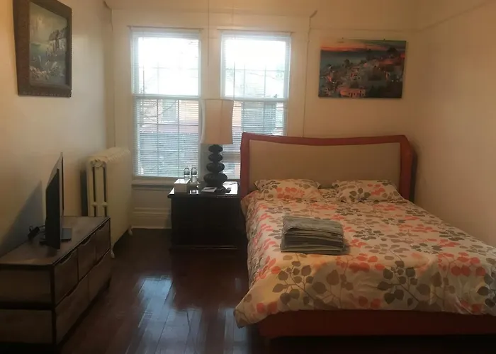 5 Star Victorian Mansion-Downtown No Locals Hotel Erie