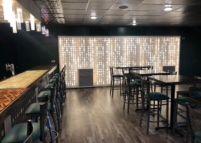 Norfolk Country Inn And Suites