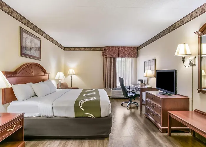 Quality Inn & Suites Bel Air I-95 Exit 77A