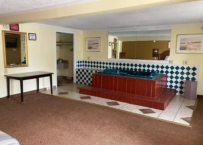 Rodeway Inn & Suites Saginaw I-675