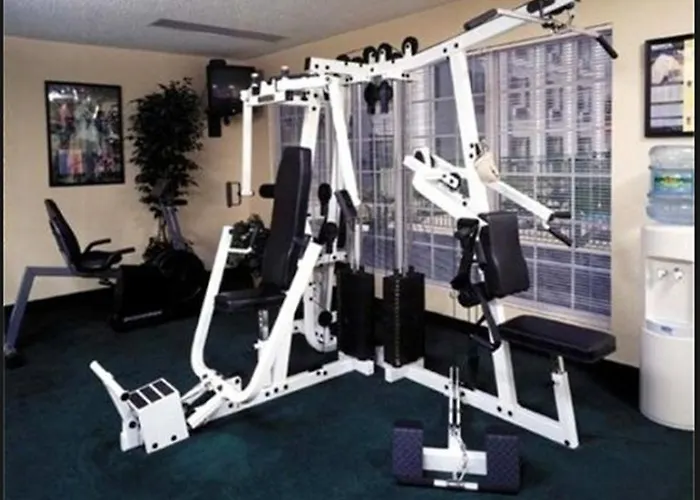 Baymont By Wyndham Roanoke Rapids Hotel