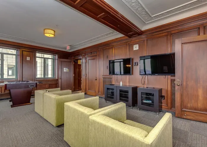 Park Pacific - Spacious Dt Apts With Free Parking By Zencity Saint Louis