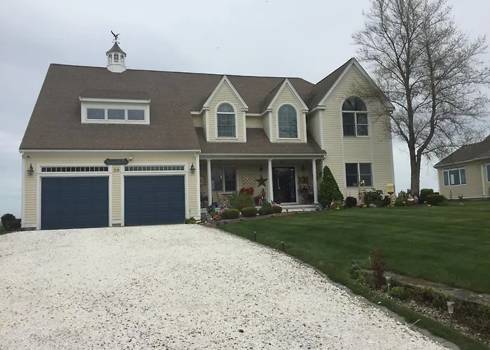 Inn 38 Oak Bluff Circle Plymouth