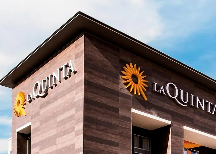 La Quinta Inn & Suites By Wyndham Littleton-Red Rocks