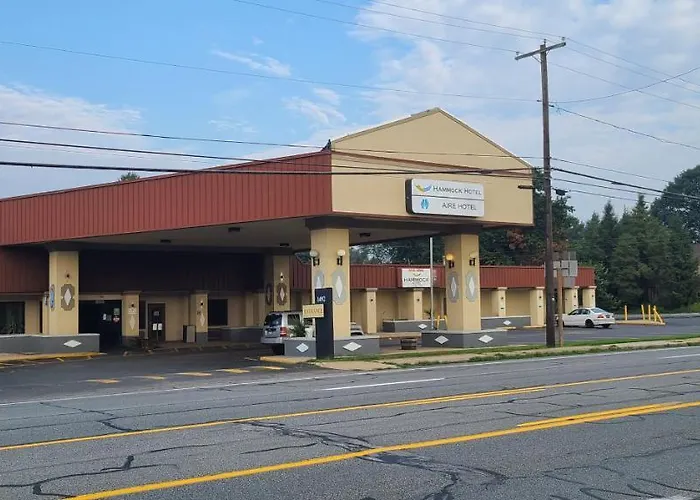 Hammock Hotel Lancaster Dutch Wonderland Rohrerstown