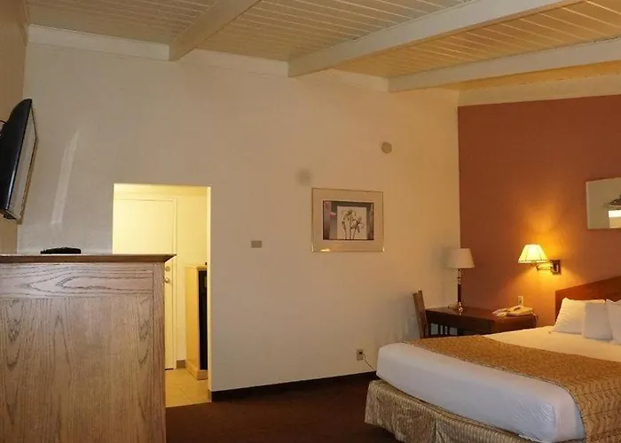 Americas Best Value Inn & Suites Oroville