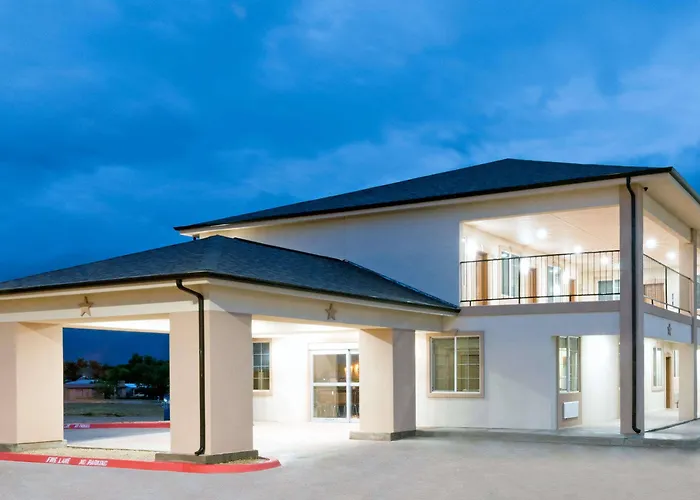 Super 8 By Wyndham Colorado City