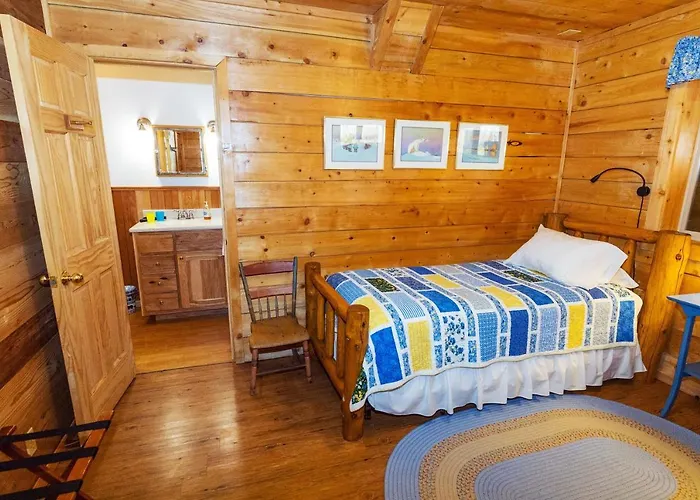 Juneberry Lodge Homer