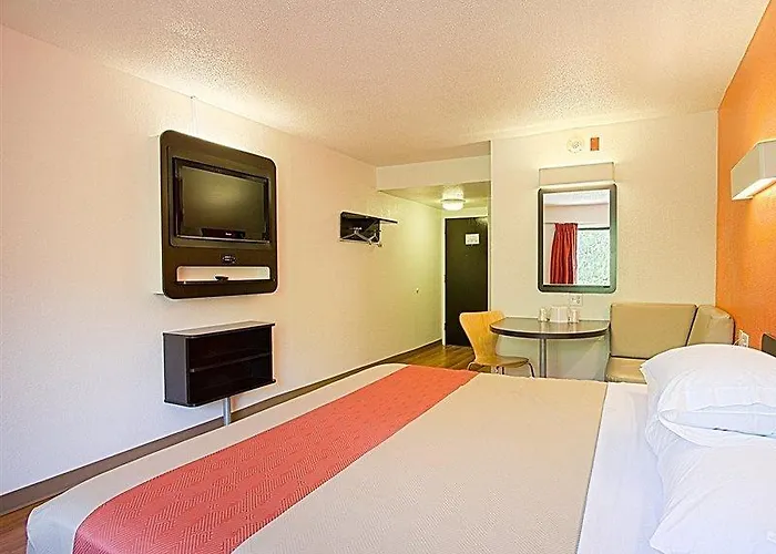 Motel 6-East Brunswick, Nj