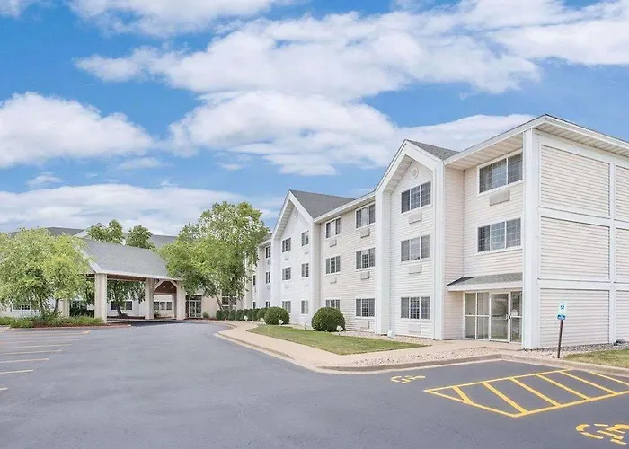 Cobblestone Suites - Oshkosh