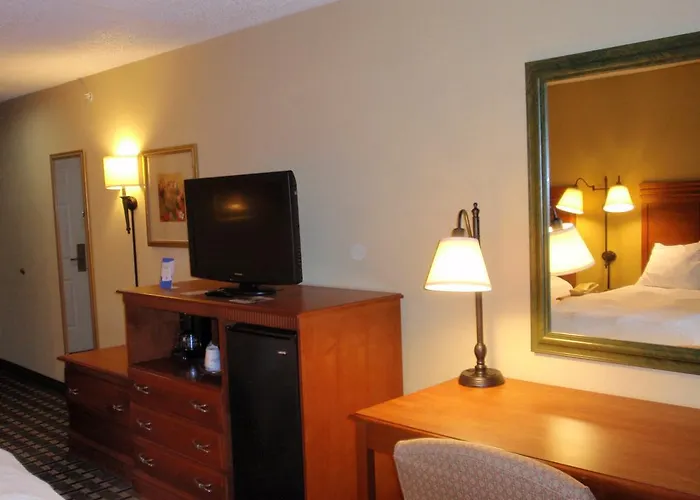 Baymont By Wyndham Lewisville