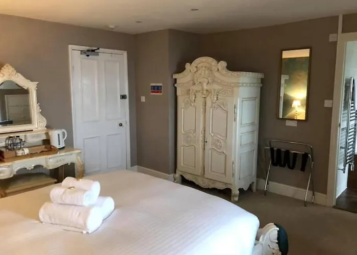 Lynton Hotels