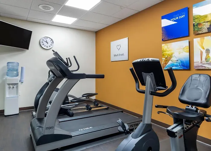 Comfort Suites Marshall