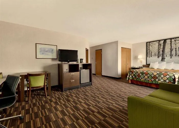 Riverdale Inn West Springfield