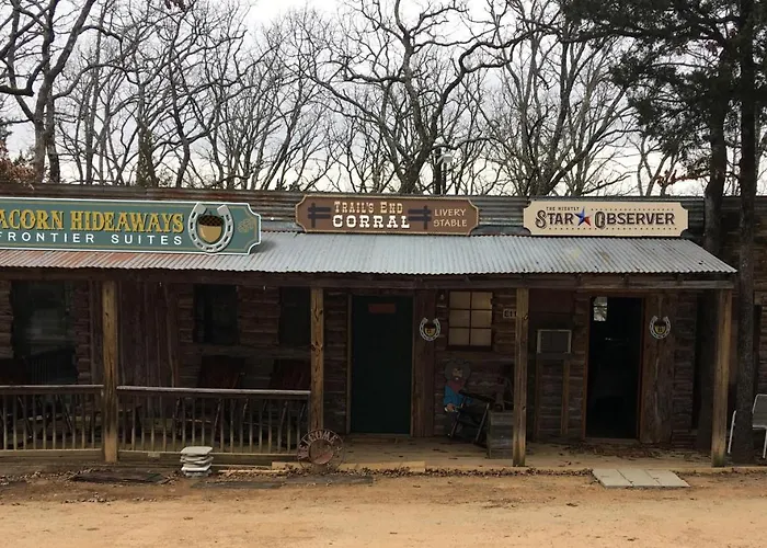 Acorn Hideaways Canton Old West Bunkhouse For 9 - Trail'S End Corral