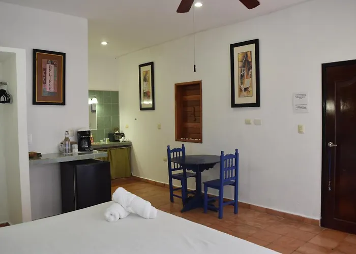 Boutique Skulls Landing Hotel Isla Mujeres