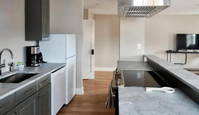 The Howard Hotel Hudson