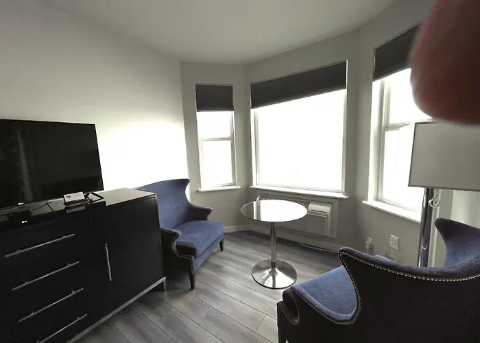 Tides Inn & Suites Port Townsend