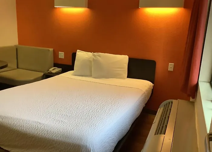 Carlsbad Village Inn