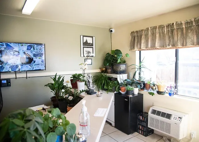 The Virginian Inn Moab Downtown