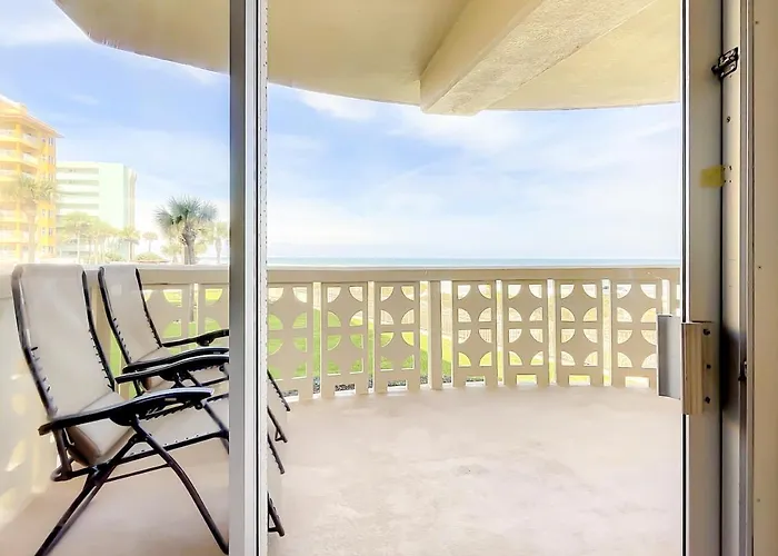 Golden Arms 111 Apartment New Smyrna Beach