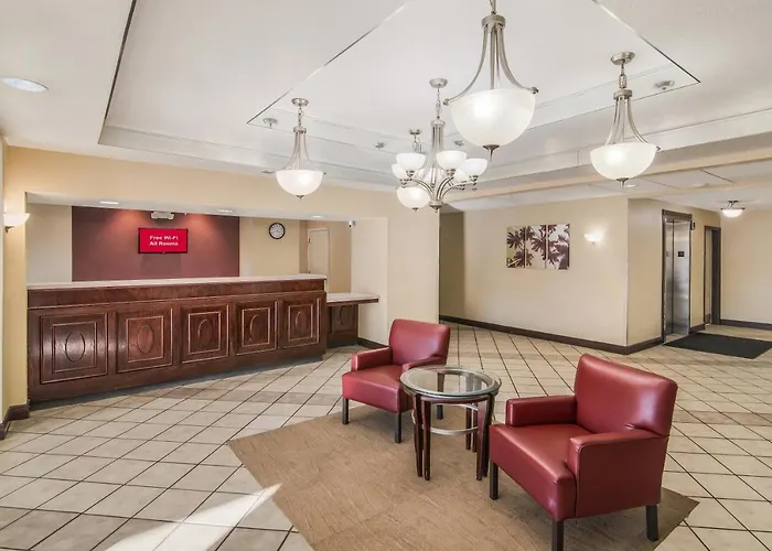 Red Roof Inn & Suites Pensacola East - Milton