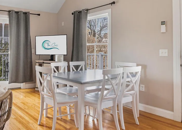 The Cove At Rockport Hotel