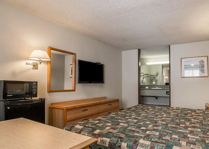 Palm Inn Hotel Near Tyler Mall Riverside