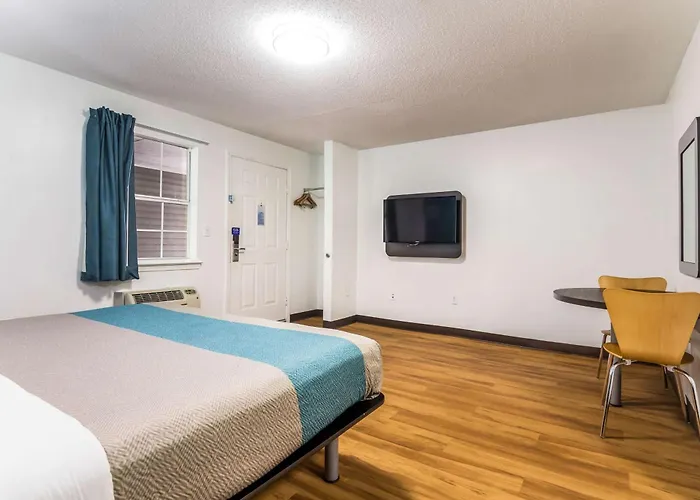 Motel 6-Gulf Shores, Al